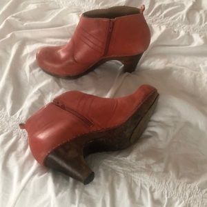 Red leather vintage clogs